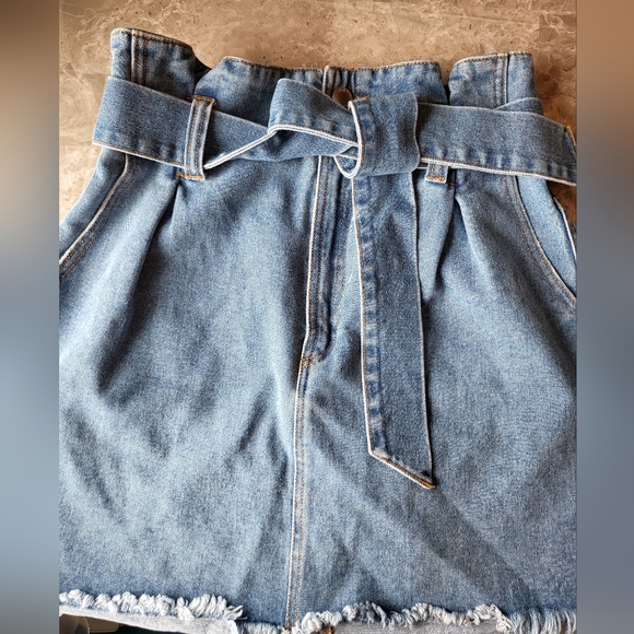 Lole Talei Denim Skirt - Picture 1 of 3